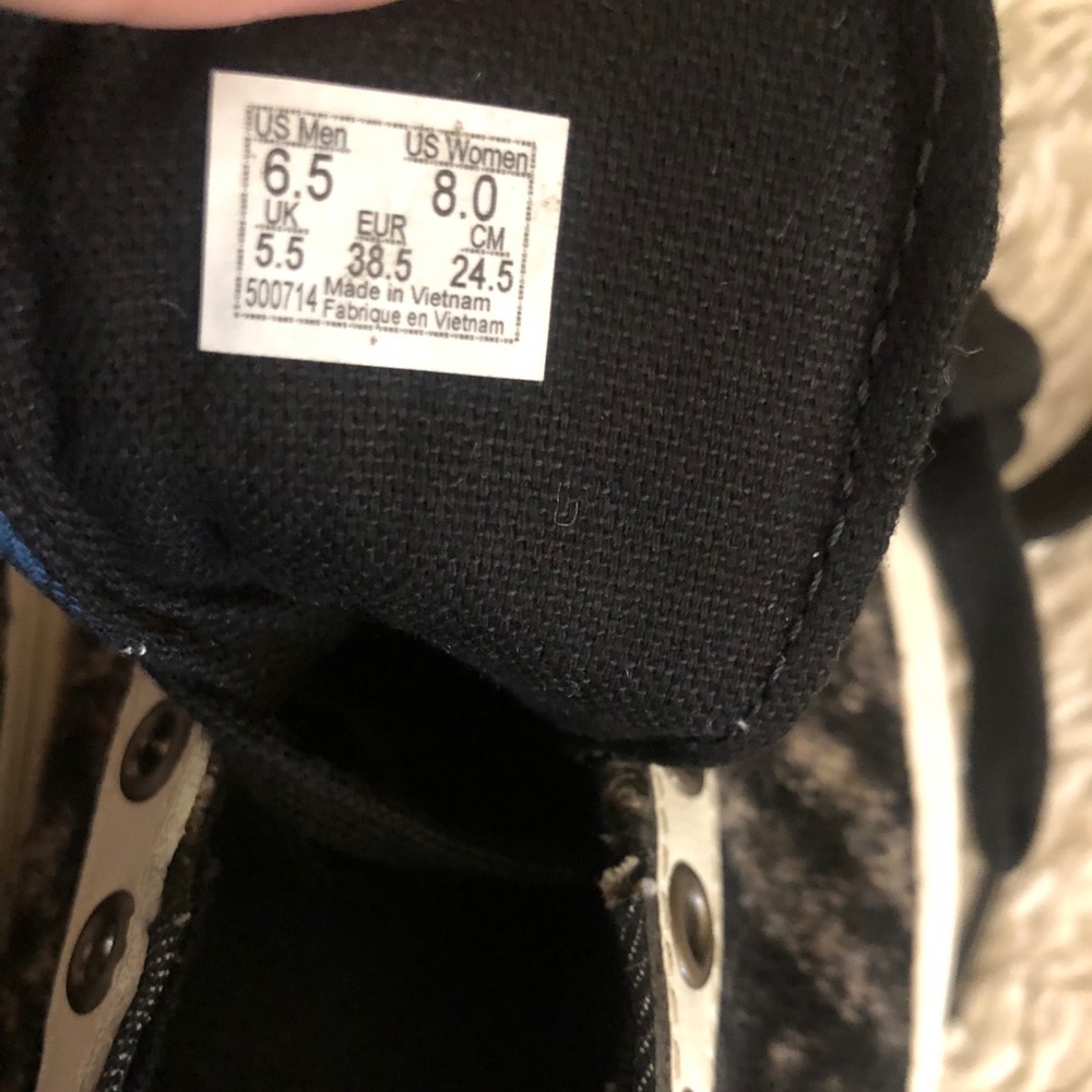 Vans - Picture 11 of 12